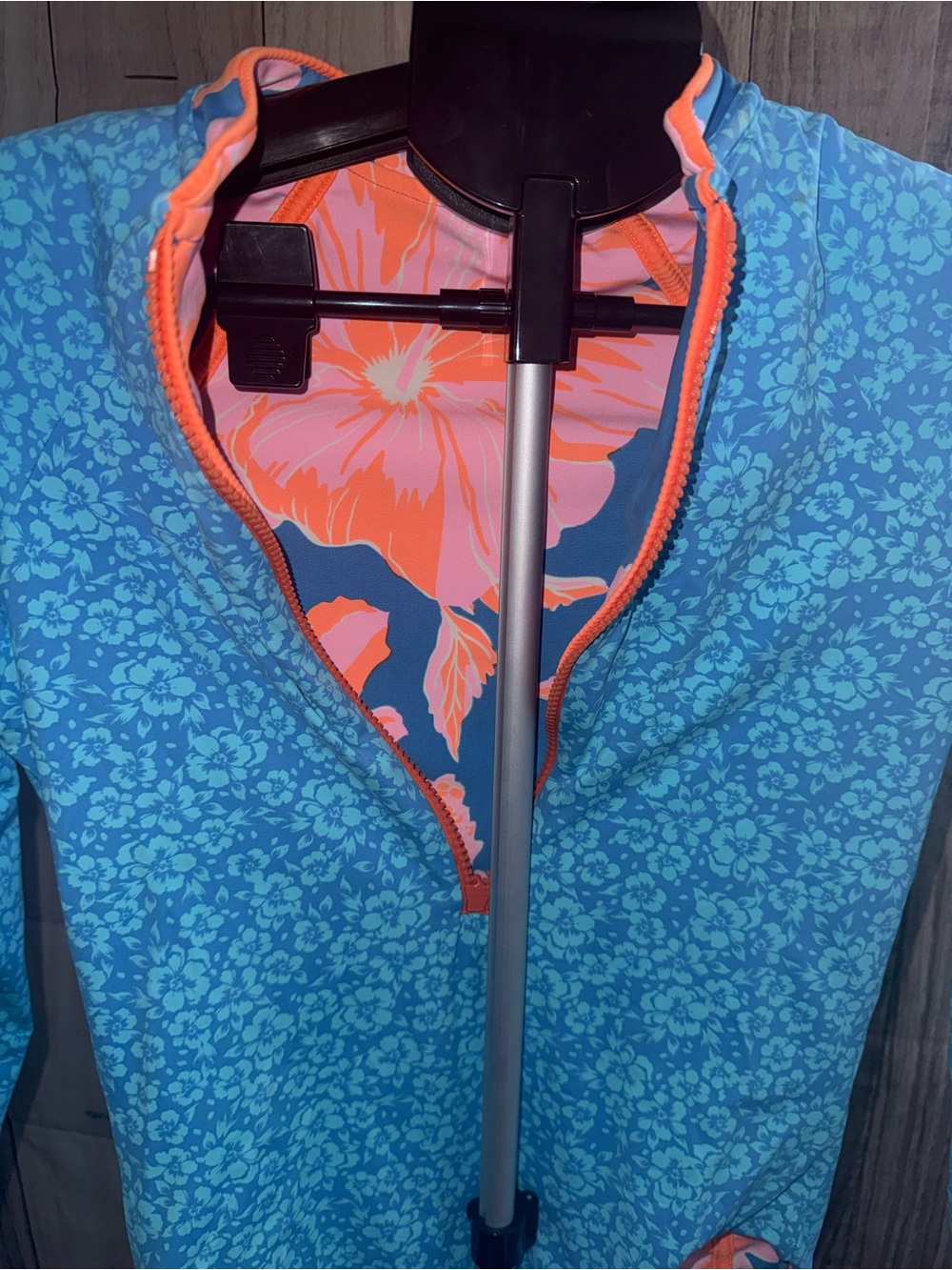Long-Sleeve Floral Zip Front Swimsuit in Blue/Orange - Picture 7 of 9